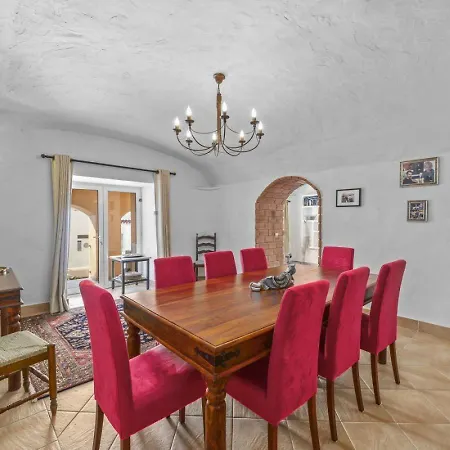 Oceanview Villa With Heated Pool Вилла